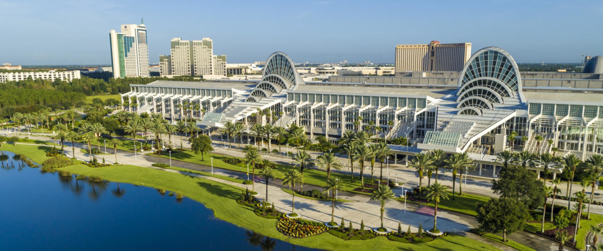 Are Students Eligible for Special Rates at the Orange County Convention Center in Florida?